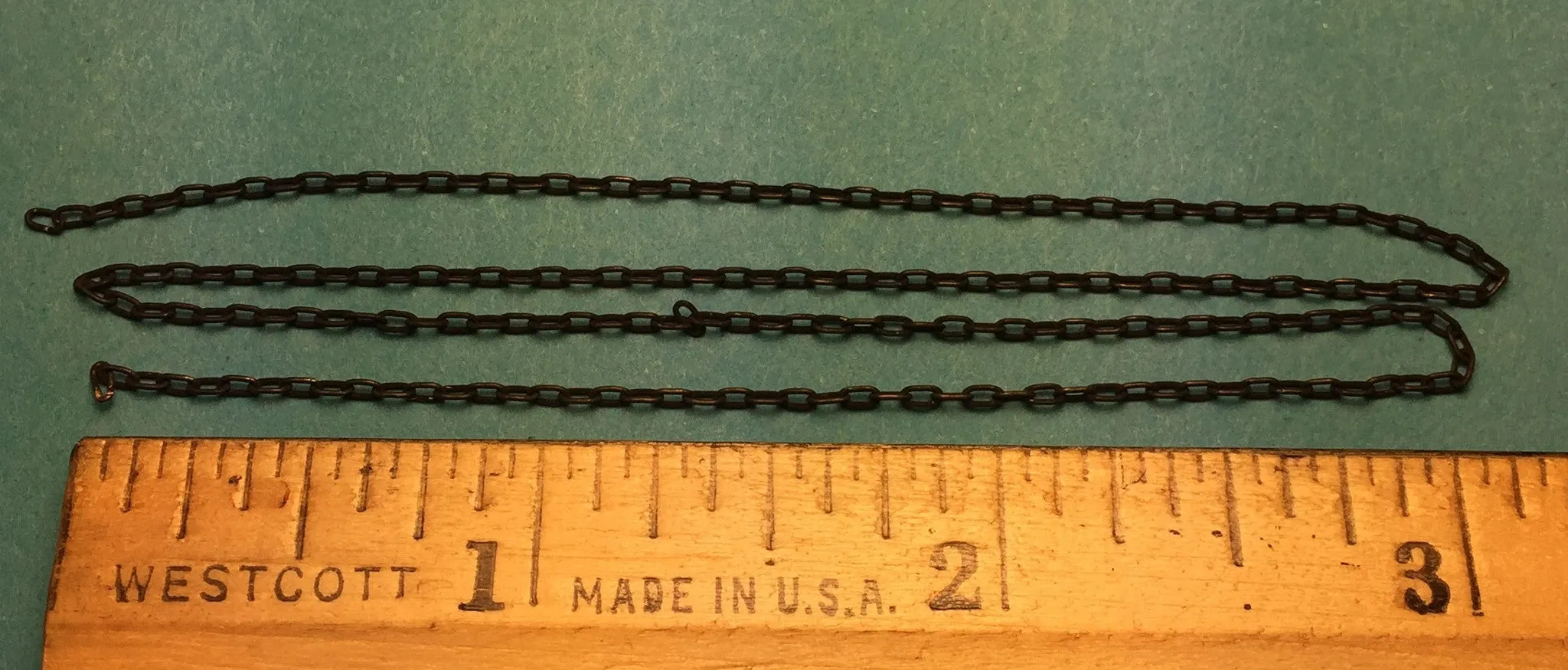 #29221 - Miniature Chain - Black 15 Links Per Inch  (12")