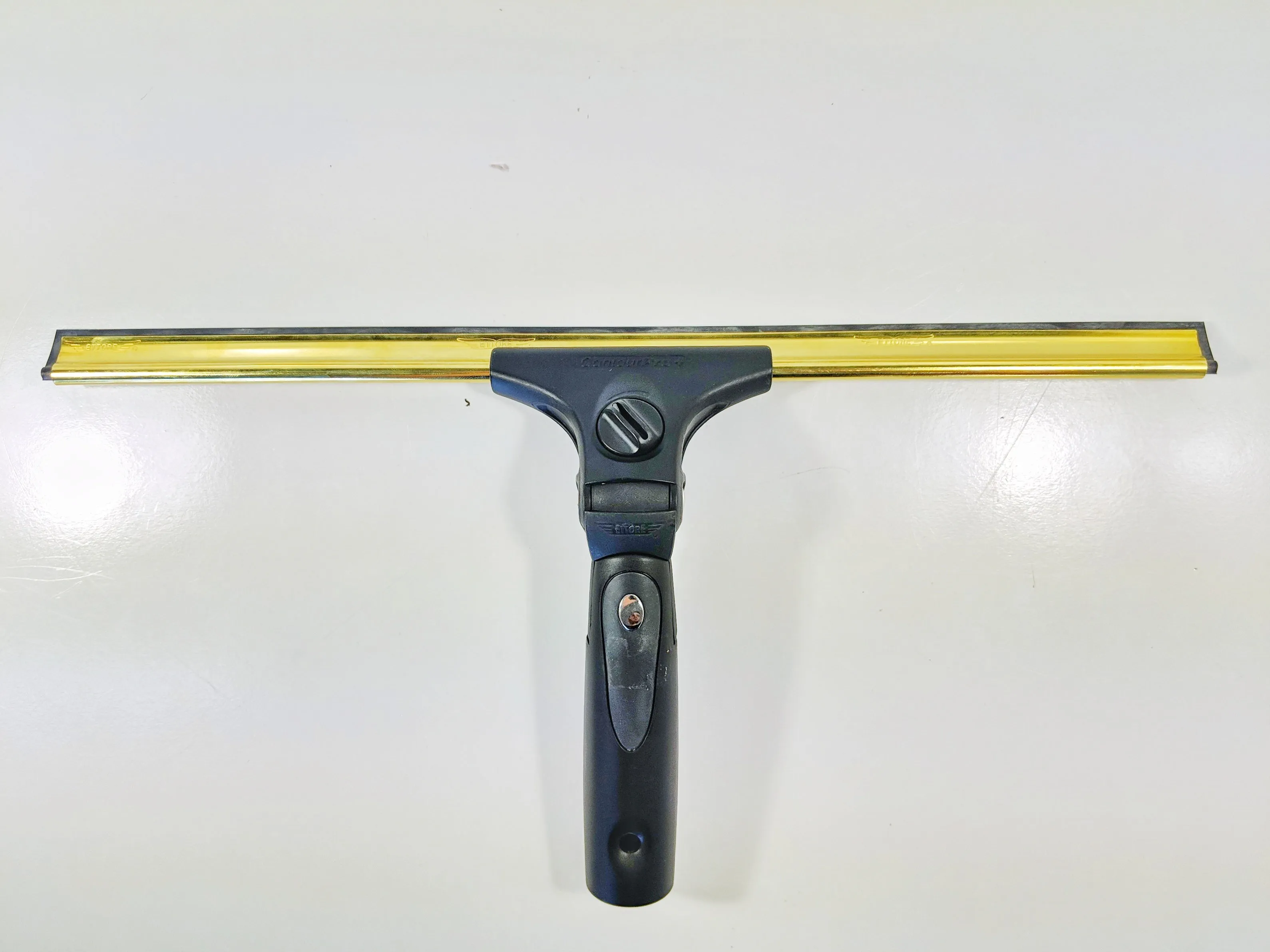 Complete Squeegee (Contour Pro  Handle & Brass Channel)