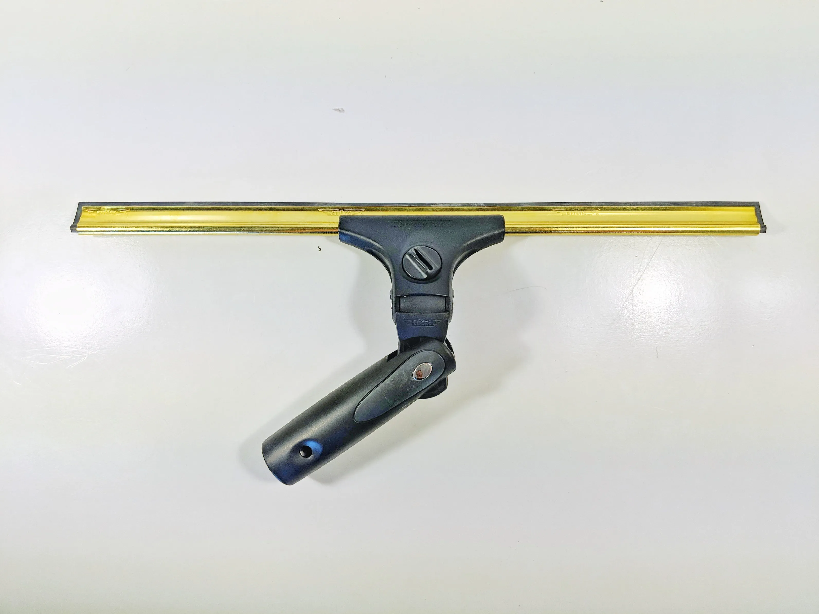 Complete Squeegee (Contour Pro  Handle & Brass Channel)