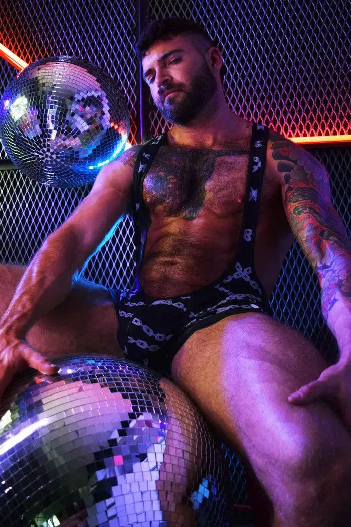 DIRTY BOY SINGLET- CHAINS