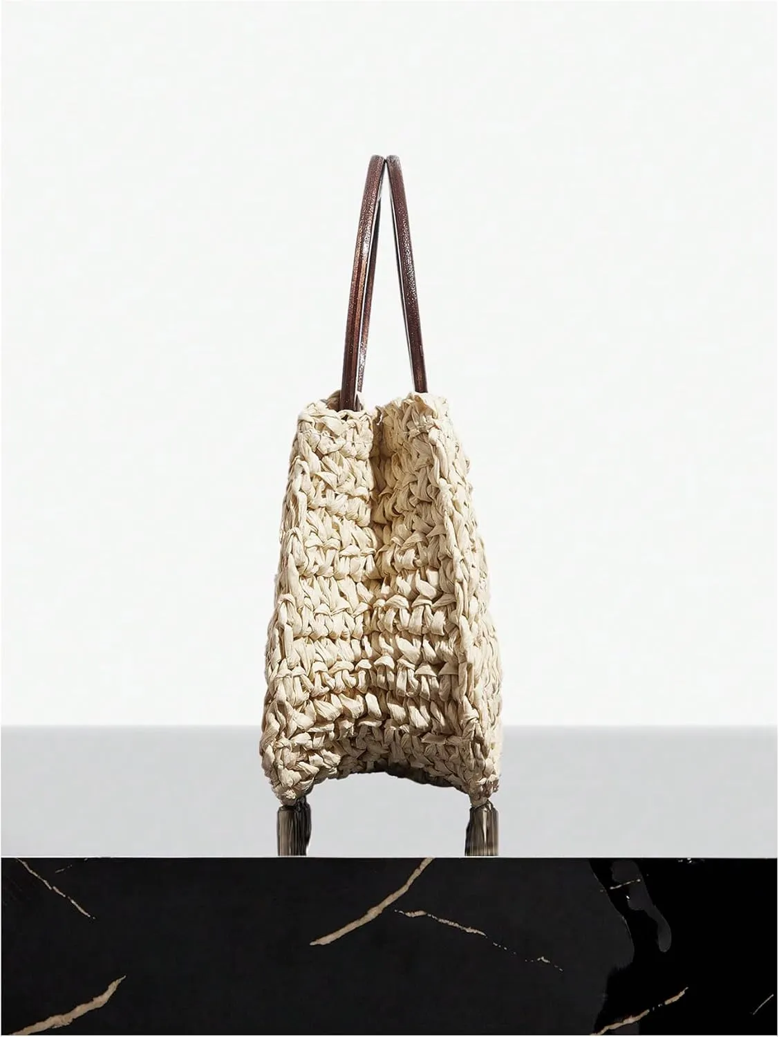 Floerns Women's Round Handle Straw Bag Woven Clutch Purse Vacation Mini Handbags