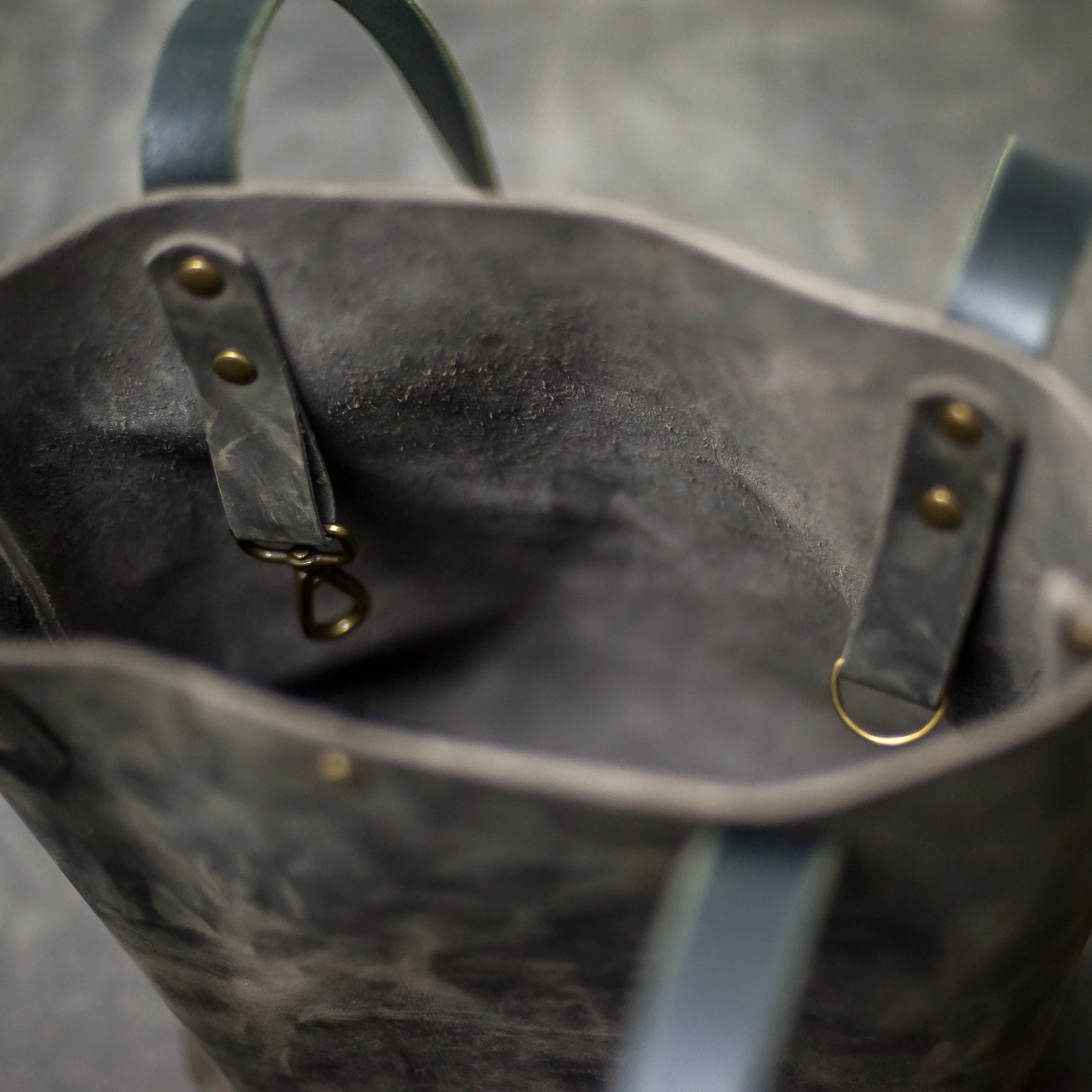 Personalized Leather Zipper Closure Tote Bag