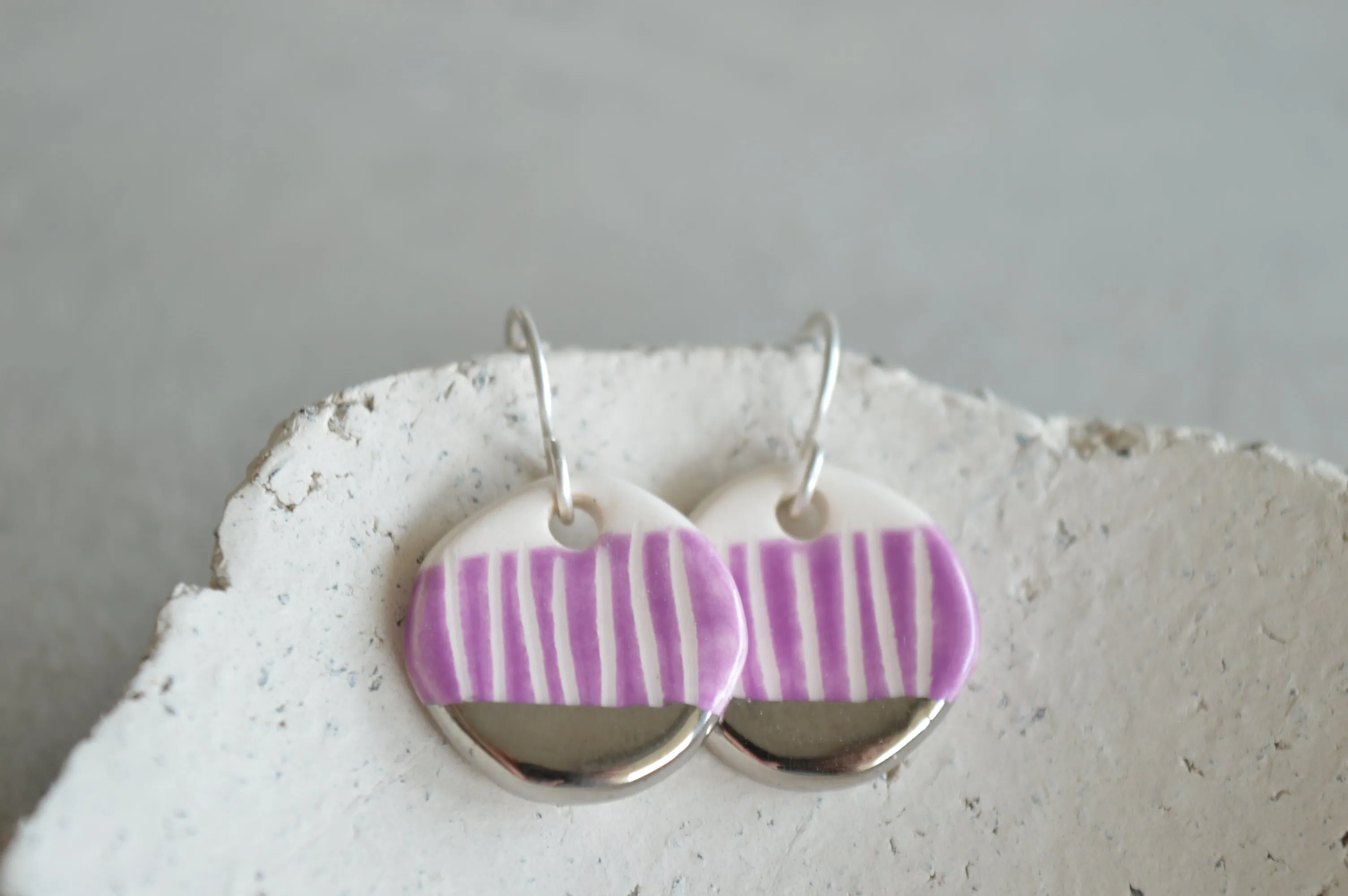 Small drop earrings - purple